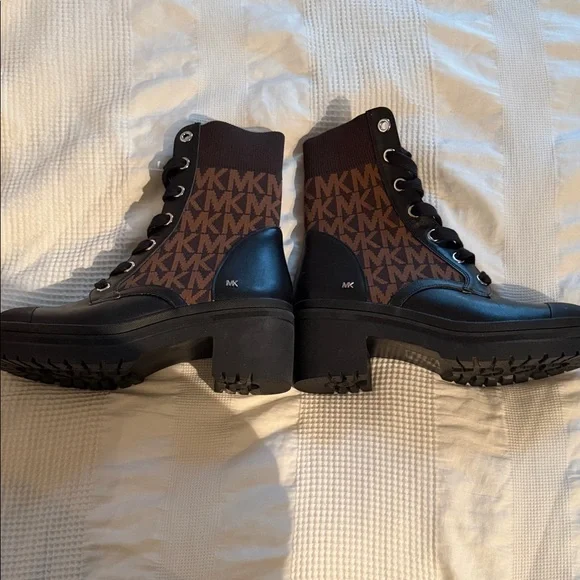 Michael Kors Women's Black and Brown Ankle Boots - Picture 4 of 6